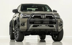 Toyota Hilux Rogue lần đầu lộ diện tại Đông Nam Á: Nâng cấp cấu hình mạnh nhất chạy địa hình
