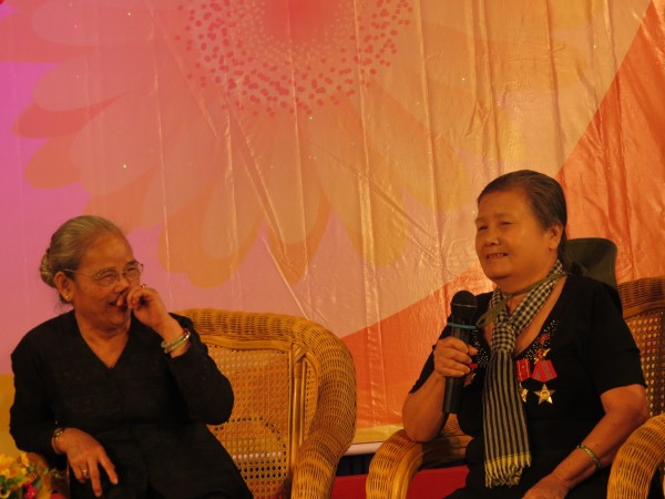 Huyền thoại bắn rơi máy bay Mỹ bằng súng bá đỏ