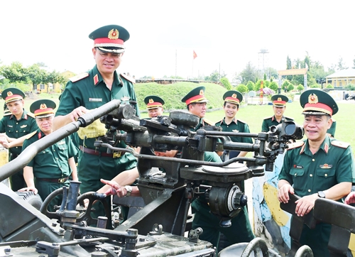 Phát huy truyền thống, chủ động, sáng tạo, bảo vệ vững chắc địa bàn chiến lược